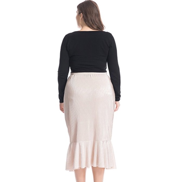 Plus Size Blush Hourglass Mermaid Midi Skirt - Picture 2 of 6
